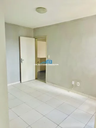 Imagem Apartamento para Venda em Feira de Santana, Vila Olímpia, 2 dormitórios, 1 banheiro, 1 vaga