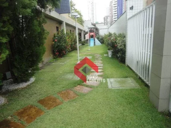 Imagem Apartamento com 2 dormitórios à venda, 66 m² por R$ 550.000 - Meireles - Fortaleza/CE