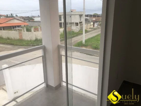 Imagem Lindo sobrado em terreno de esquina com dois quartos!