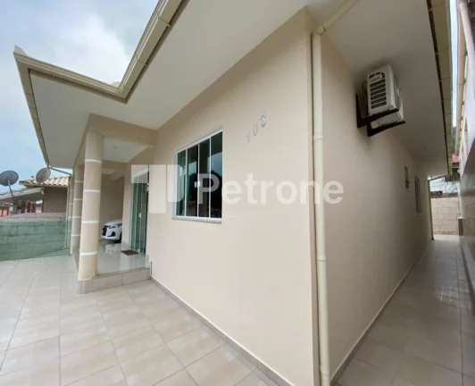 Imagem CASA RESIDENCIAL em GOVERNADOR CELSO RAMOS - SC, Canto dos Ganchos
