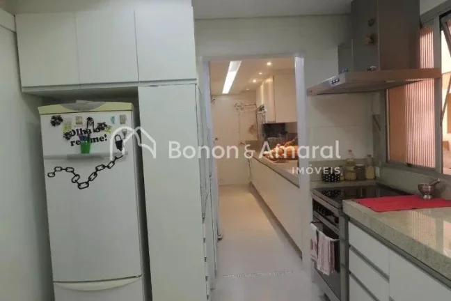 Imagem Imóvel aconchegante à venda com 3 quartos, sendo 1 suíte, e 2 banheiros no total. Este imóvel é...