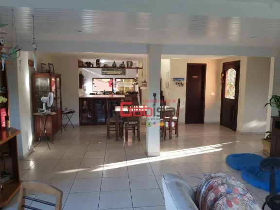 Imagem Casa com 4 dormitórios à venda, 300 m² por R$ 1.600.000,00 - Baia Formosa - Armação dos Búzios/RJ