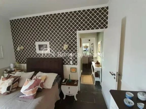 Imagem Duas casas no mesmo terreno, localização estratégica e excelente custo-benefício

Esta é uma da...