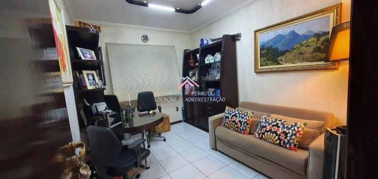 Casa à venda Tereza Cristina - Área útil 243 m2 com 3 dormitórios sendo 1 suíte - 2 vagas - Bairro Medeiros -Jundiaí / São Paulo / COD. 25231