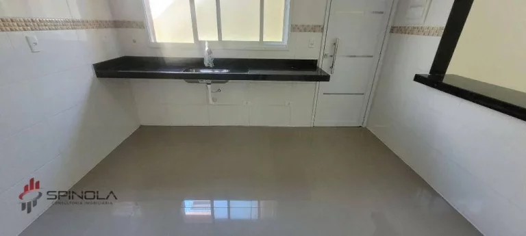 Imagem Casa com 2 dormitórios à venda, 110 m² por R$ 585.000,00 - Maracanã - Praia Grande/SP