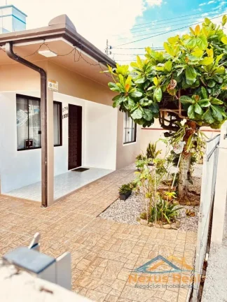 Imagem Casa no Canto Grande