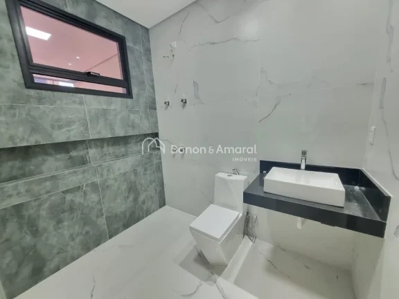Imagem Essa linda casa com 134 metros quadrados de construção, oferece um ambiente espaçoso e acolhedor....