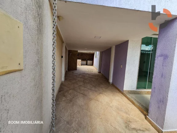 Imagem Casa com 5 dormitórios à venda, 218 m² por R$ 750.000,00 - Califórnia - Nova Iguaçu/RJ