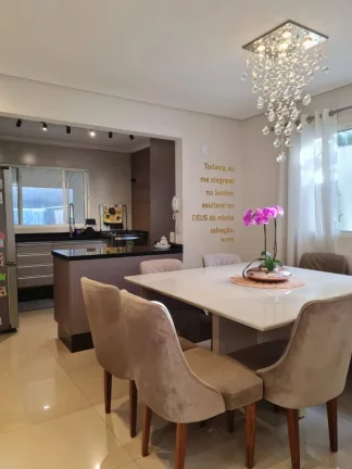 Imagem Sobrado semi geminado 98 m², 3 dorm / 1 suíte, gourmet, ótima localização!