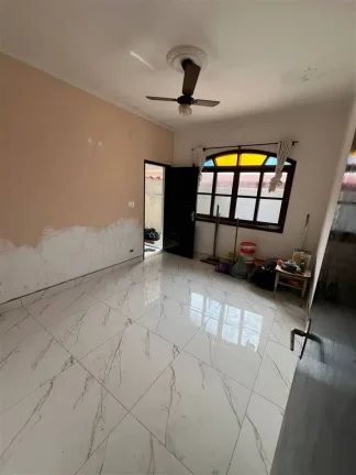 Imagem CASA COM 81.95 m² - CAIÇARA - PRAIA GRANDE SP