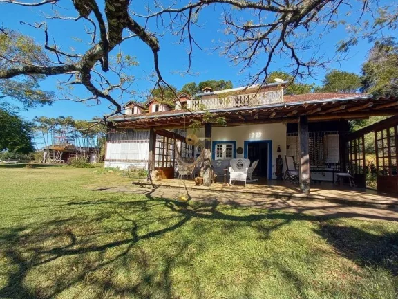 Imagem Casa para Venda em Teresópolis / RJ no bairro Golfe