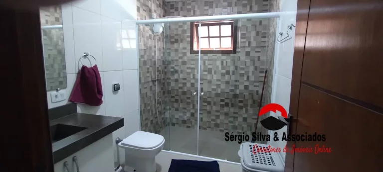 Imagem Casa a Venda Localizado na Região da Nova Suiça em Campos do Jordão -SP.