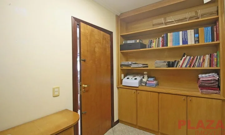 Imagem Casa no centro de Balneário Camboriú