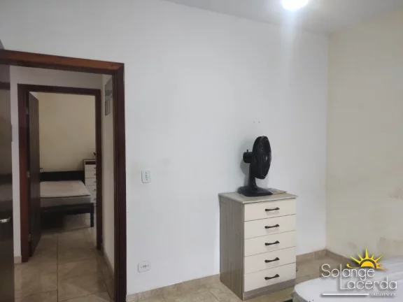 Imagem Pertinho da Orla do Itaguá - Ampla e Arejada - 3 Dormitórios (1 Suíte)
