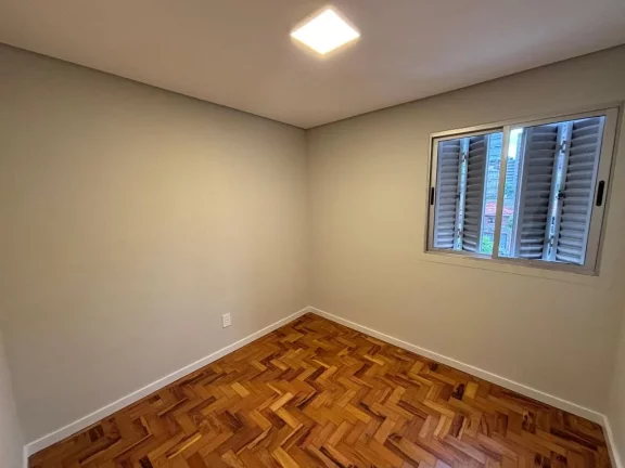 Imagem Apartamento reformado no Brooklin, 2 dormitórios, 1 vaga.