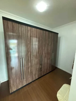 Imagem Casa com 3 dormitórios sendo 1 suíte e 4 vagas de garagem em Balneário Camboriú/SC