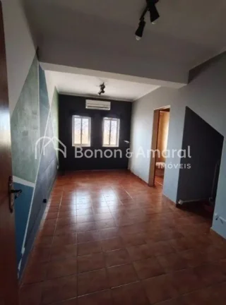 Imagem ESTA LINDA CASA ESTÁ A VENDA E PODE SER SUA. IMAGINE USUFRUIR COM SUA FAMÍLIA DESTA RESIDÊNCIA ES...