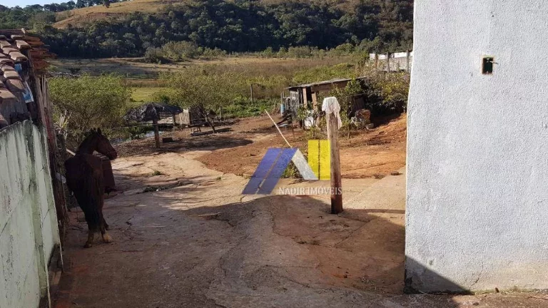 Imagem Chácara com 2 Quartos à Venda, 600 m² em Recanto Dos Amigos - Pouso Alegre