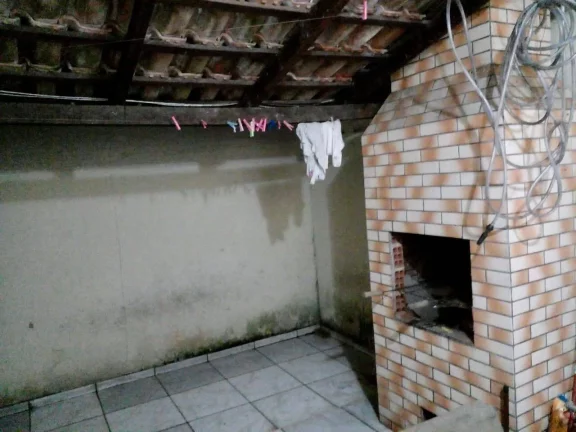 Imagem Sobrado no Vitória Regia - CIC - Próximo a Bosch - R$300 mil