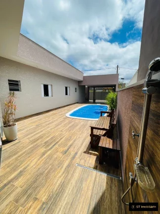 Imagem Linda Casa com Piscina em Bairro Vista Alegre em Bragança Paulista