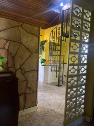 Imagem Casa para Venda em São Roque, Jardim Mosteiro, 3 dormitórios, 1 suíte, 2 banheiros, 4 vagas