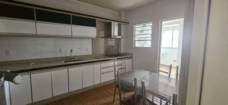 Imagem Apartamento à Venda, 126m2, 4 Dormitórios(1 suíte), 1 Vaga , Campinas - São José/SC