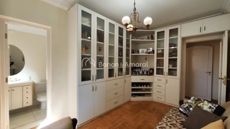 Imagem Sofisticação e exclusividade em um dos endereços mais nobres de Campinas. Este amplo apartamento,...