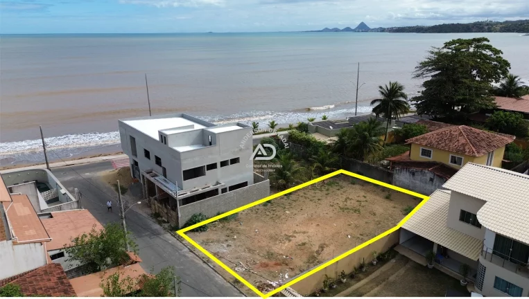 Imagem Tour Virtual 360: Vista Deslumbrante do Mar: Lote Exclusivo em um Bairro Comercial - Descubra Agora!