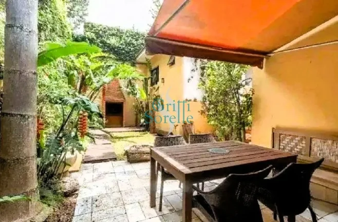 Imagem Casa Térrea à Venda em Vila Madalena - São Paulo/SP.