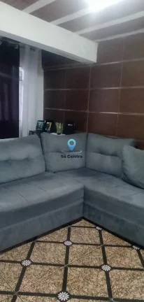 Imagem Casa à venda localizada na Rua Trinta e Três, com 220m² de área total. Possui 3 quartos, sendo 1...