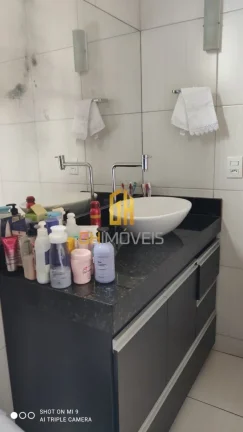 Imagem CA1978

Casa com 3 quartos no Residencial Alice Barbosa, em terreno com 300m² com 180m² de área c...