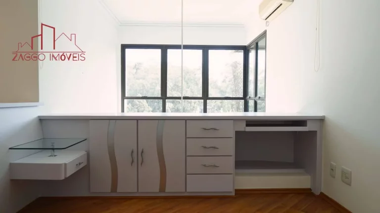 Imagem Apartamento Duplex, Semi Mobiliado com Lazer no Panamby