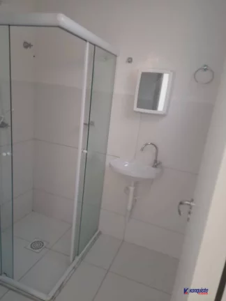 Imagem VENDO CASA 2/4 EM CONDOMÍNIO NO SIM