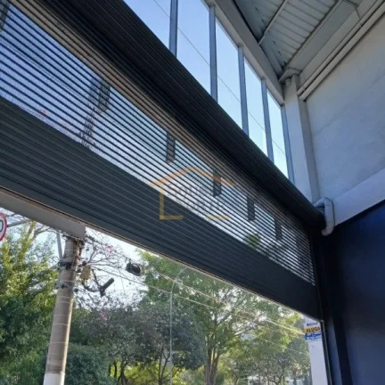 Imagem Galpão novo, com telhado térmico e pé direito de 9 metros, garantindo excelente ventilação e lu...