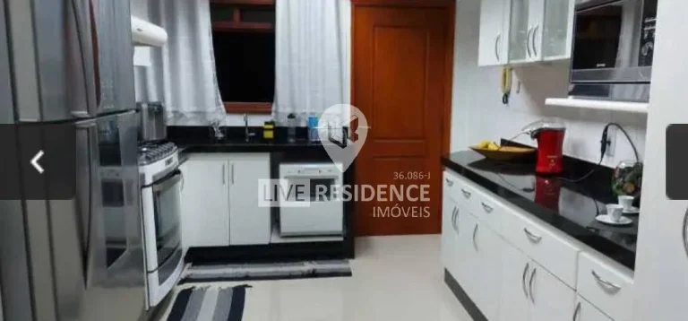 Imagem Linda Casa à Venda: Conforto e Estilo em Cada Detalhe