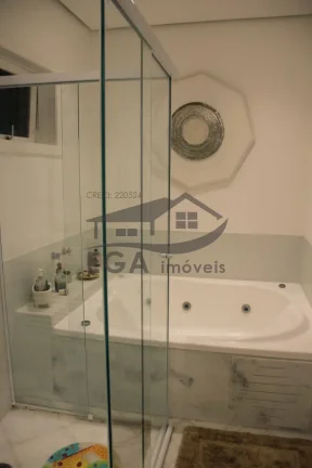 Imagem Casa Avenda Em Condominio de Alto Padrão