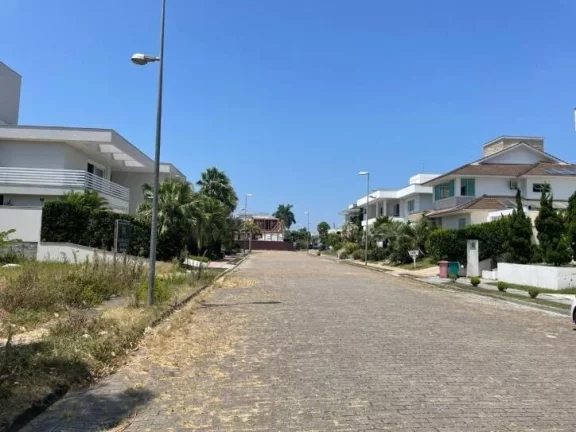 Imagem Terreno à venda, 651 m² - Jurerê Internacional - Florianópolis/SC