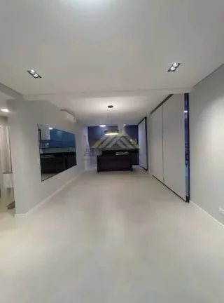 Imagem Sobrado em condominio com vista de frente pra a pedra grande
