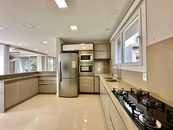Imagem Casa em Condominio 4 Dormitórios - Bairro Zona Nova
