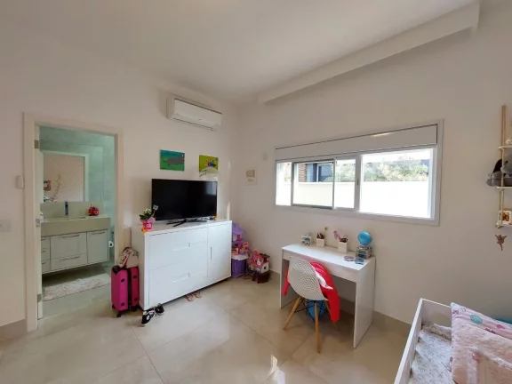 Imagem CASA TÉRREA DE ESQUINA - ACABAMENTO FINO - CONDOMÍNIO CAMPOS DO CONDE 2 - PAULÍNIA