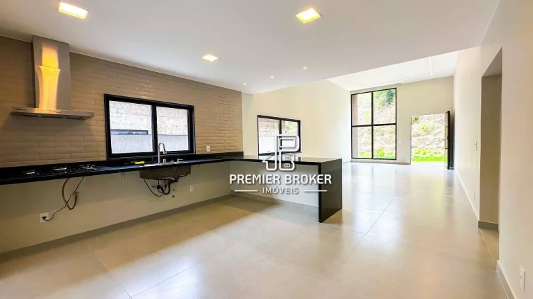 Imagem Casa com 3 dormitórios à venda, 200 m² por R$ 1.490.000,00 - Vale do Paraíso - Teresópolis/RJ