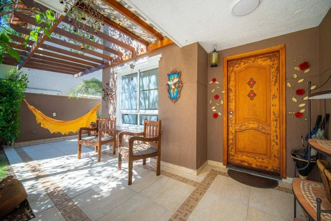 Imagem Casa 4 suítes a venda, 385 m² por R$ 1.980.000 - Granja Viana - Cotia/SP