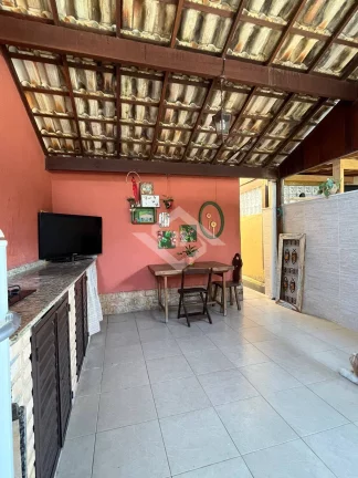Imagem Casa Triplex de 4 Quartos para Venda na Taquara com 130 m²