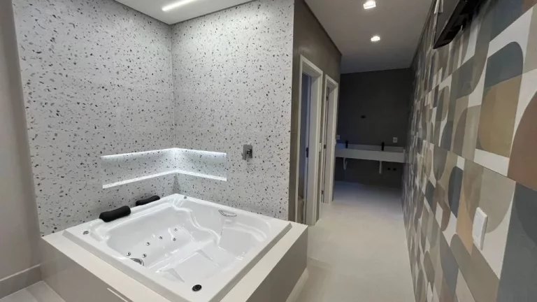 Imagem Sobrado com 6 dormitórios à venda, 380 m² por R$ 8.500.000,00 - Riviera de São Lourenço - Bertioga/SP