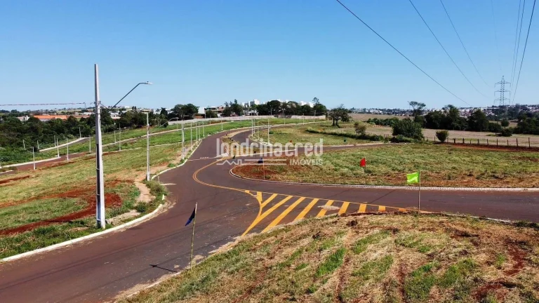 Imagem Oferta! 3 lotes no Jardim Maracá em Londrina, prontos para construir. Total de 819,89 m² por R$ 400 mil. Excelente oportunidade para investir ou morar!