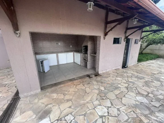 Imagem Casa à venda em Barbacena, Funcionários, com 5 quartos