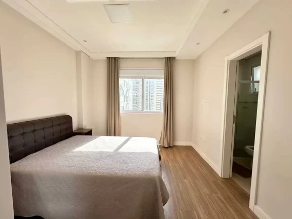 Imagem Apartamento mobiliado com 3 dormitórios sendo 3 suítes e 2 vagas de garagem em Balneário Camboriú/SC