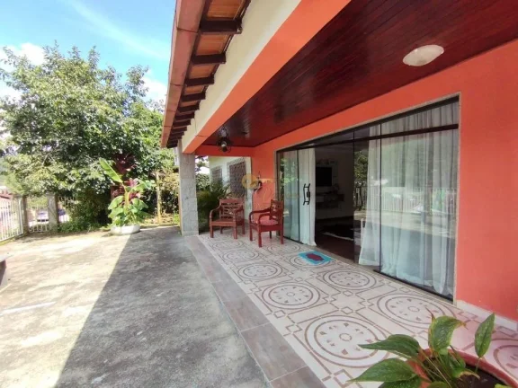 Imagem Casa para Venda em Teresópolis / RJ no bairro Ermitage
