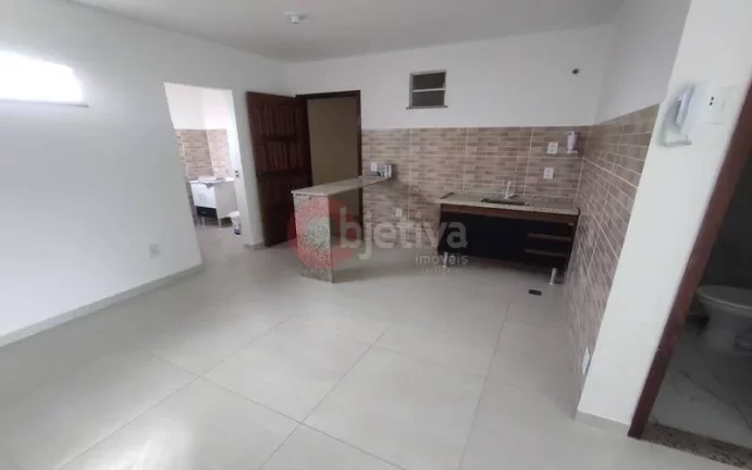 Imagem Apartamento frente quarto e sala para locação fixa - Palmeiras - Cabo Frio