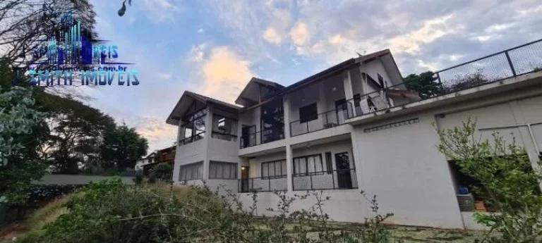 Imagem MANSÃO CONTEMPORÂNEA EM CONDOMÍNIO ALTO PADRÃO NA GRANJA VIANA.